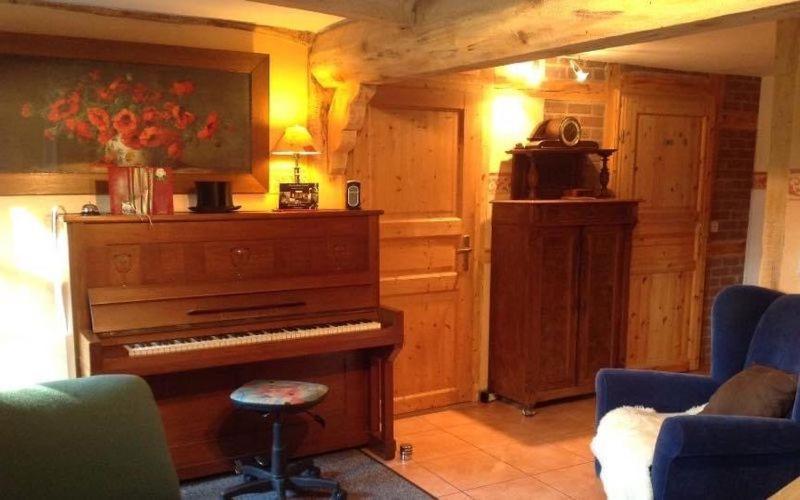 Altes Landhaus Oste, Klavier Appartement, 2 Zimmer Mit Kamin Hemmoor Luaran gambar
