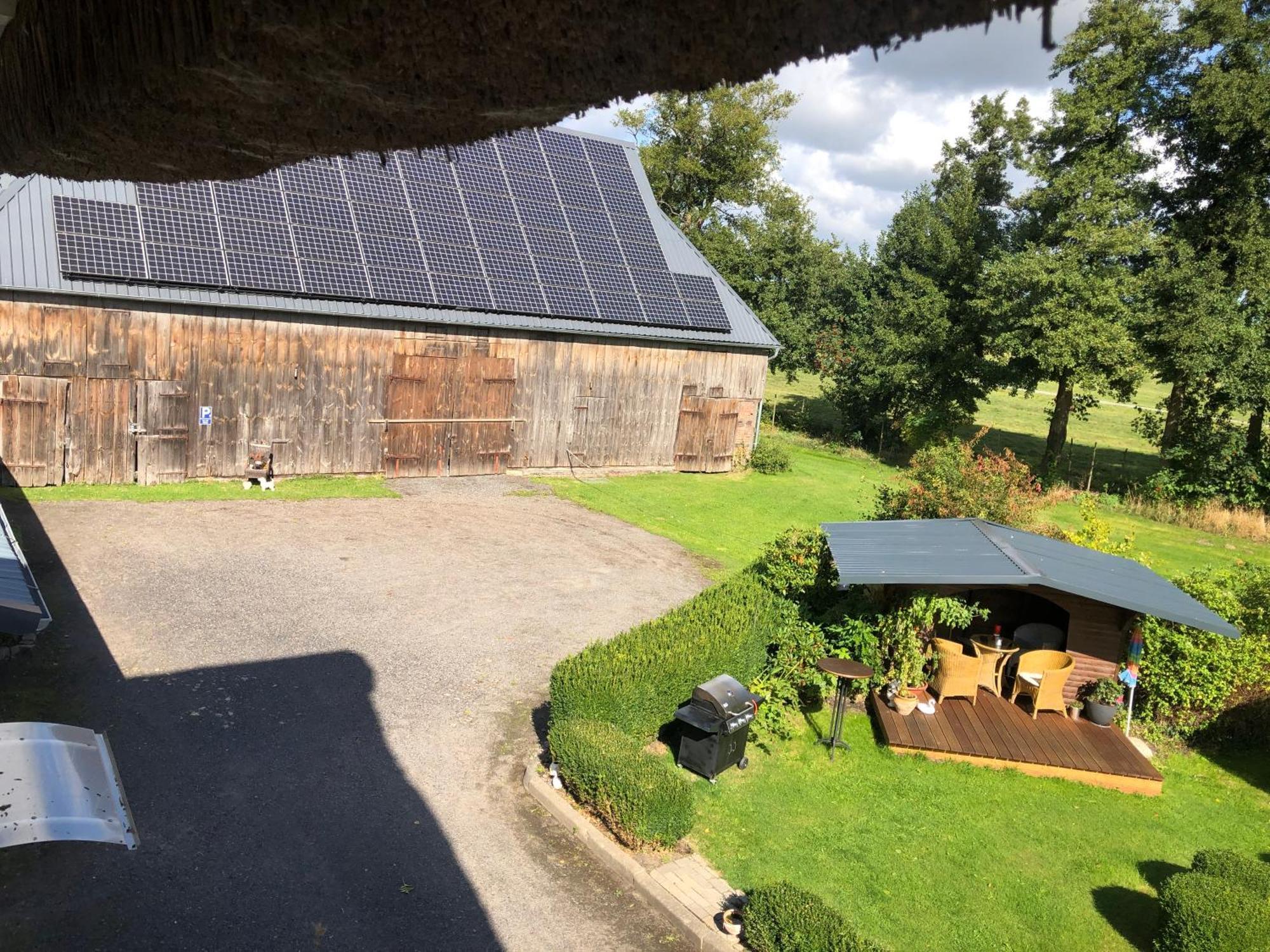 Altes Landhaus Oste, Klavier Appartement, 2 Zimmer Mit Kamin Hemmoor Luaran gambar