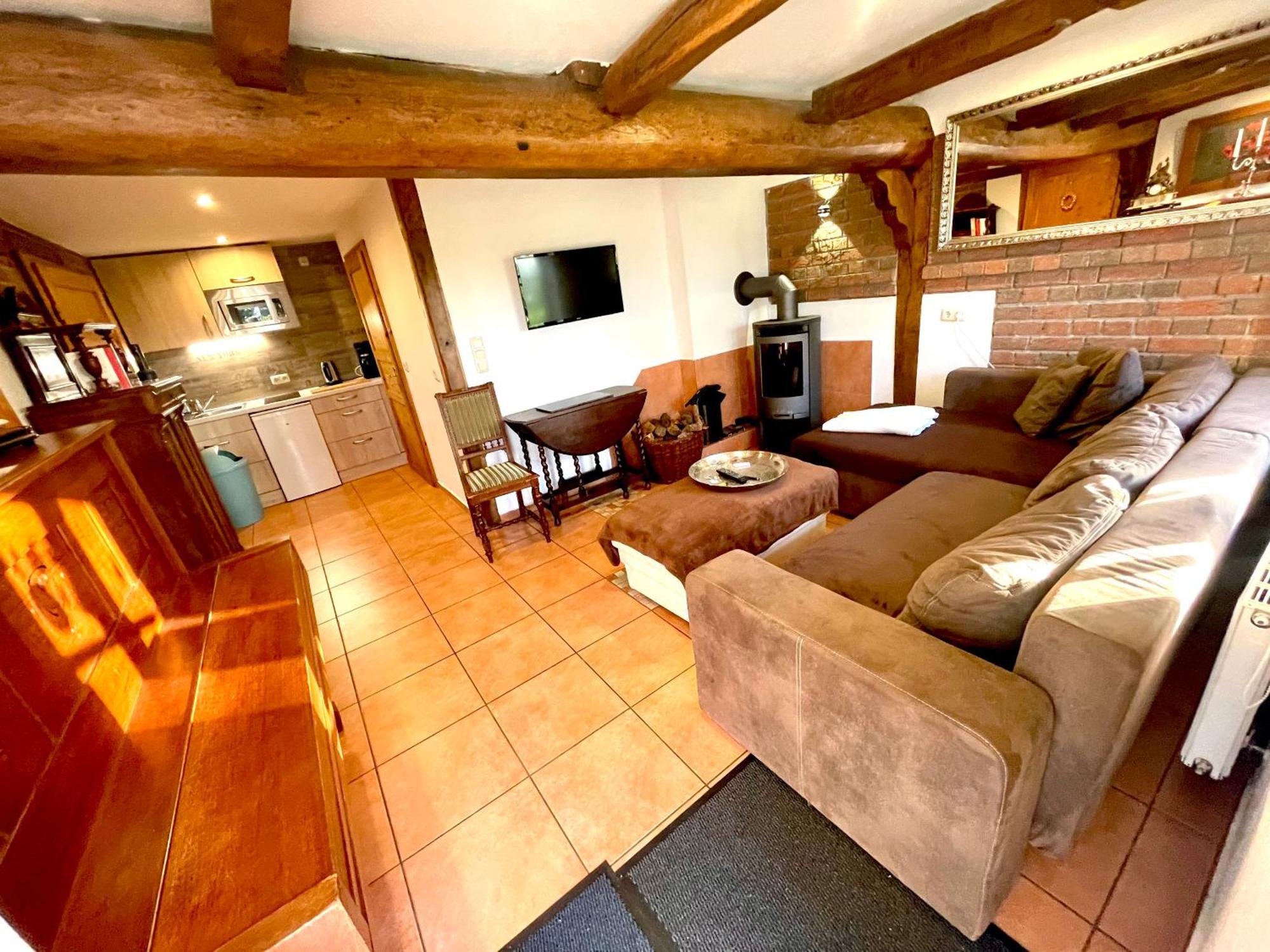 Altes Landhaus Oste, Klavier Appartement, 2 Zimmer Mit Kamin Hemmoor Luaran gambar